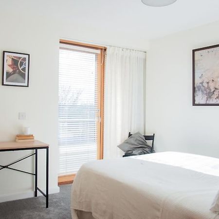 2 Bed 2 Bath Apartment With Canal View Dublin Buitenkant foto